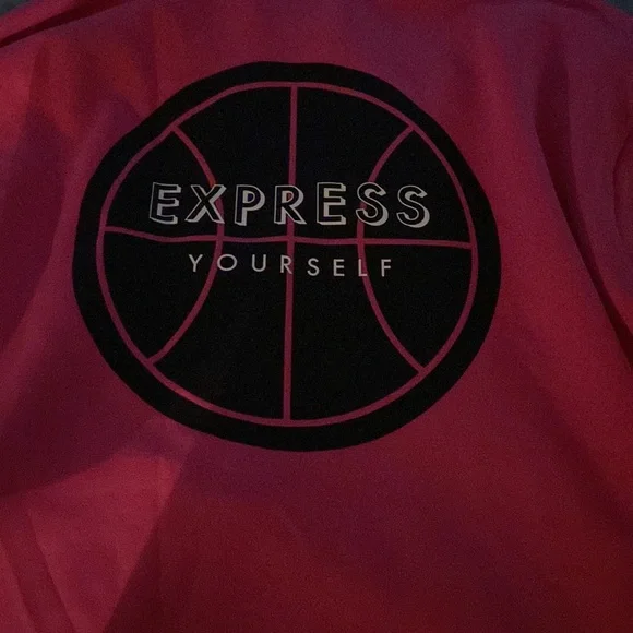 Women’s Express Hoodie - Picture 2 of 3